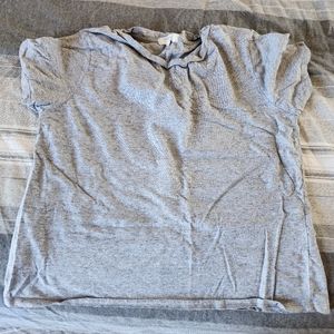 Heart & Hips gray shirt